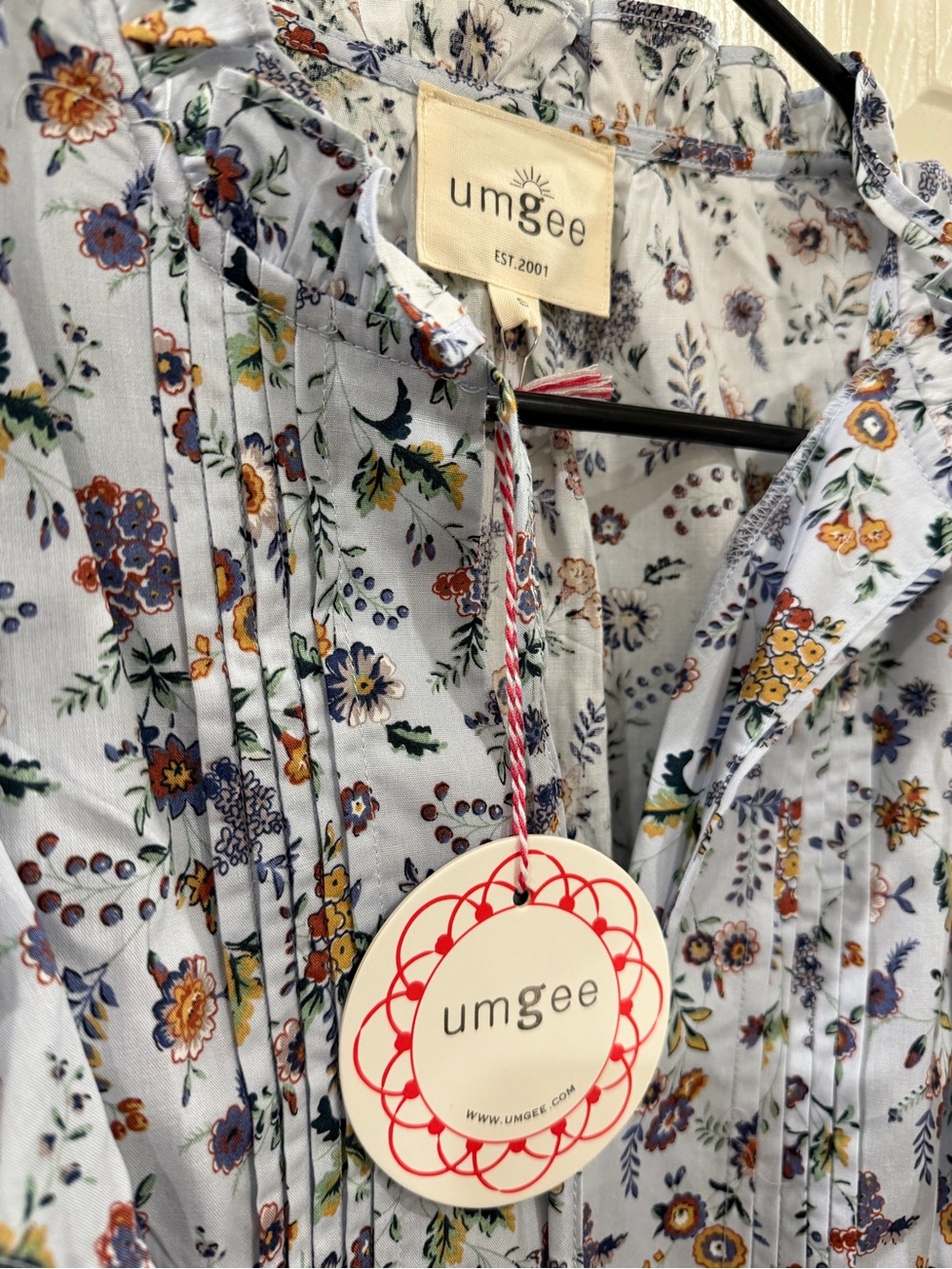 Umgee light blue floral ruffle sleeve tie neck blouse Sz S - Picture 2 of 4